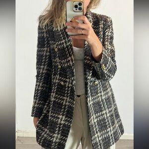 Zara Women's Black and Cream Checkered Blazer